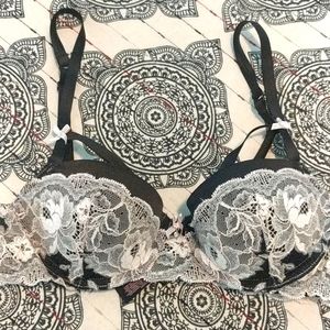 Victoria's secret bra